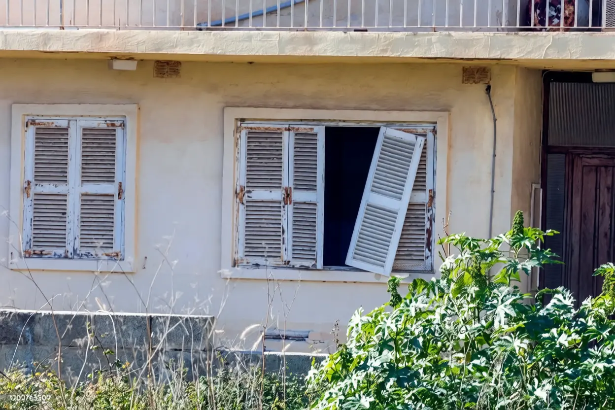 Checklist de sécurité pour protéger sa maison avant de partir en vacances
