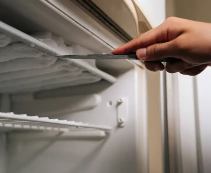 Papier aluminium installé dans congélateur pour éviter accumulation de givre